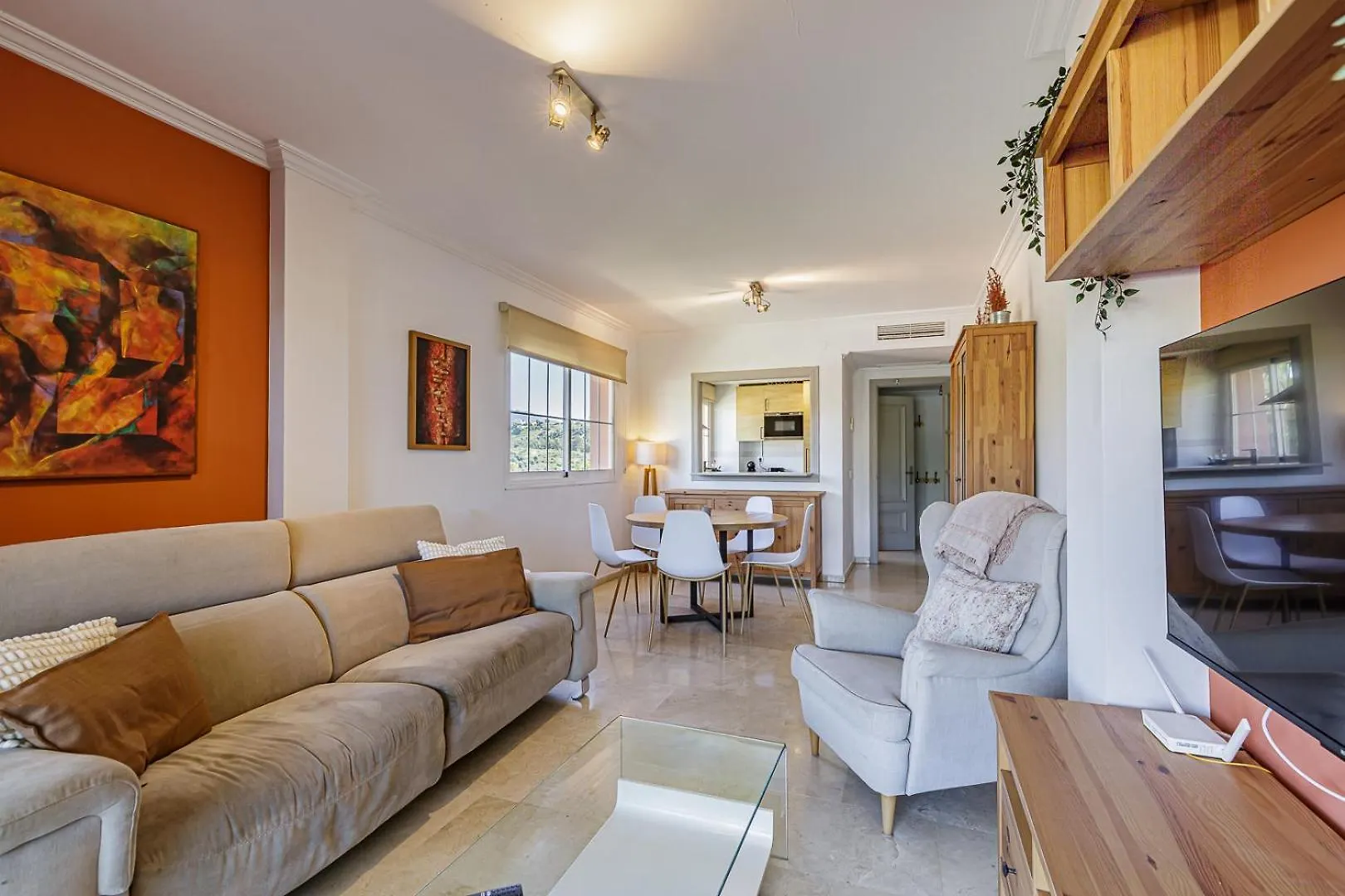 מיחאס Golf, Family & Beach Semi-Penthouse דירה