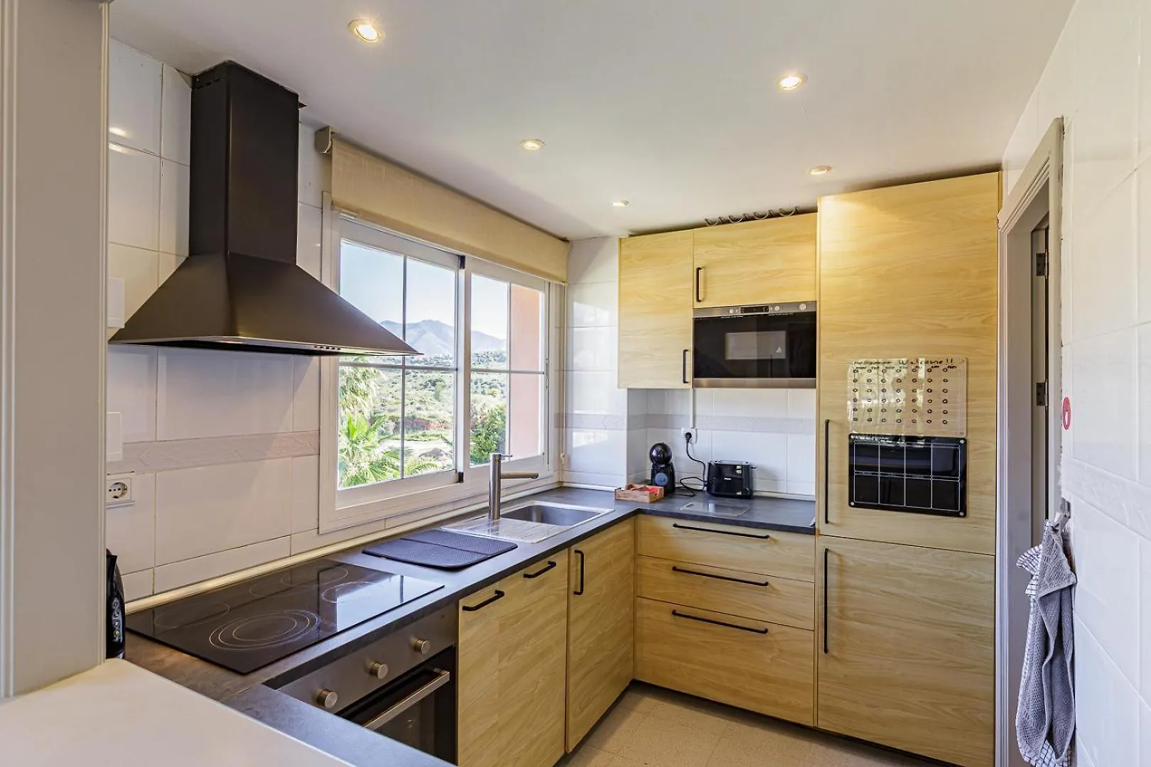 דירה מיחאס Golf, Family & Beach Semi-Penthouse ספרד